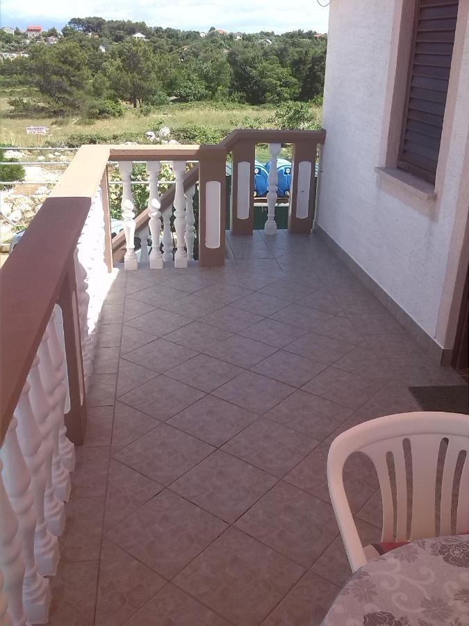 Apartman Borosa Vir Exterior foto