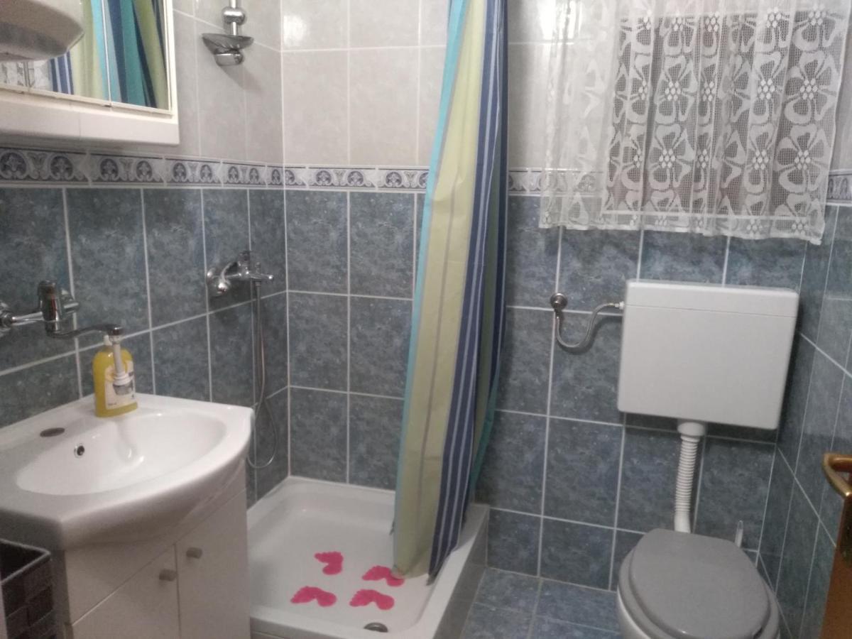 Apartman Borosa Vir Exterior foto